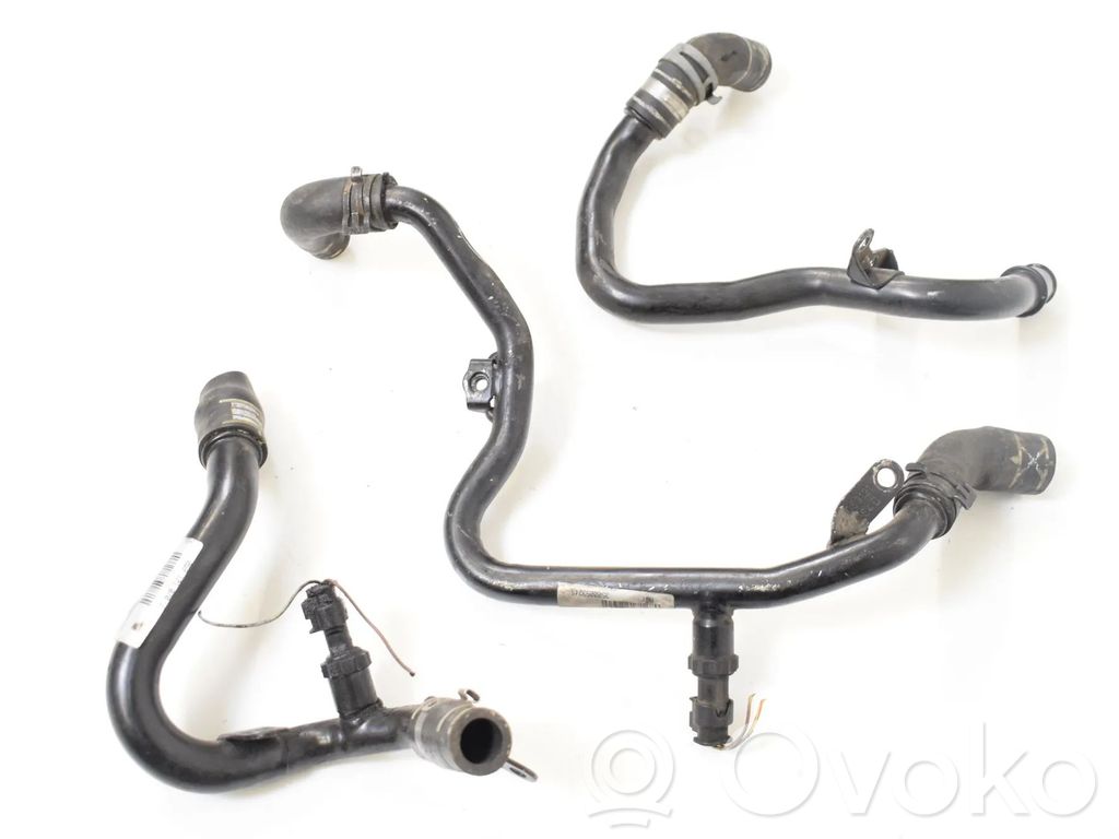 Air intake hose/pipe   059121070E,059103493A,059121070J