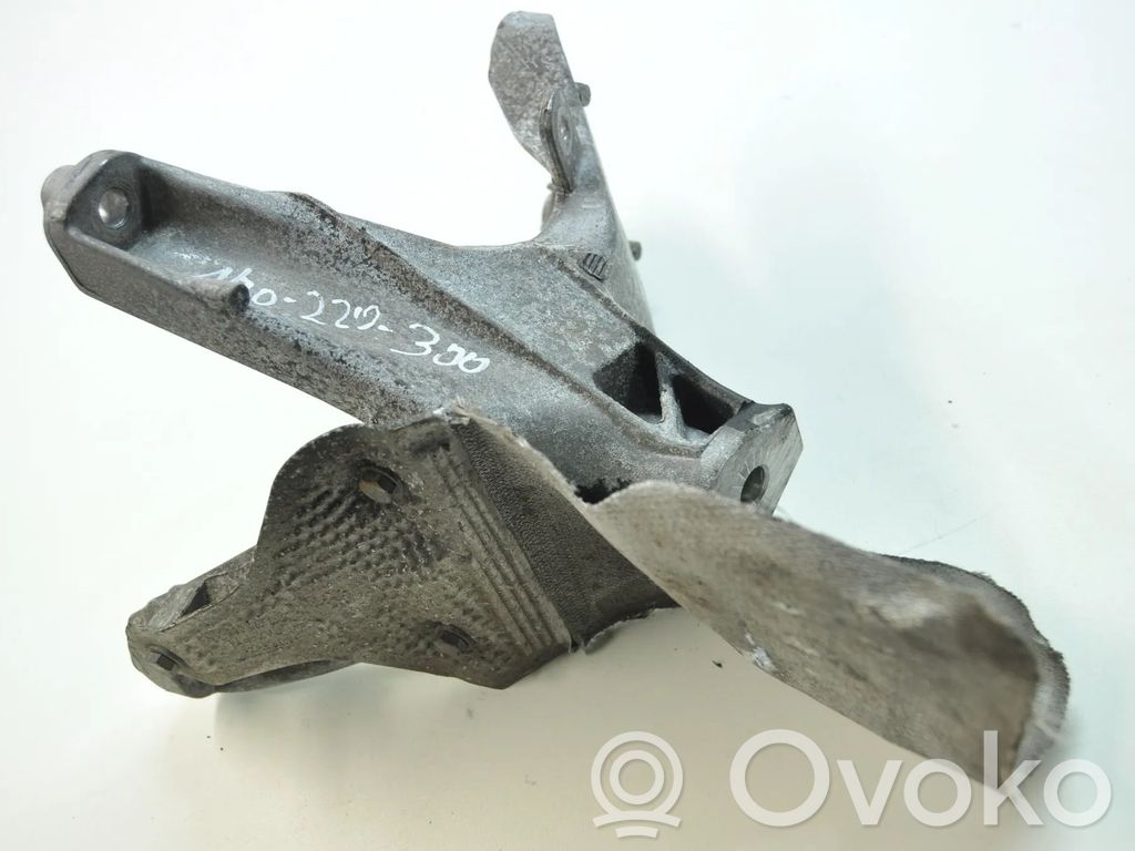 Audi A6 S6 C7 4G Engine mounting bracket 