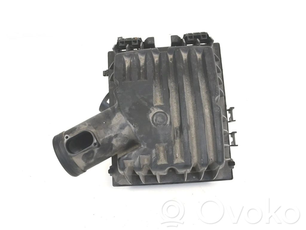 BMW i8 Air filter box 