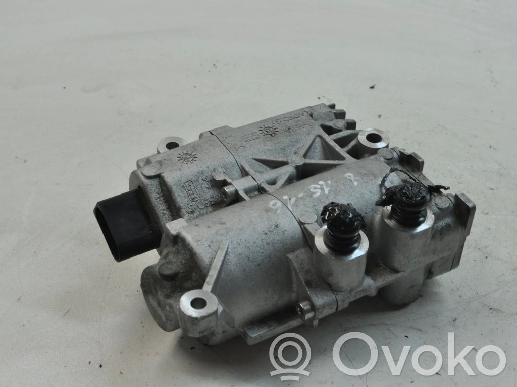BMW 3 E92 E93 Oil pump 