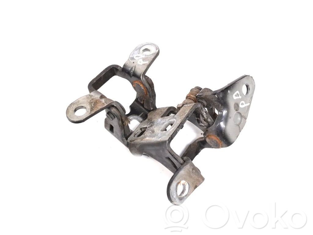 Front door upper hinge   256ABR