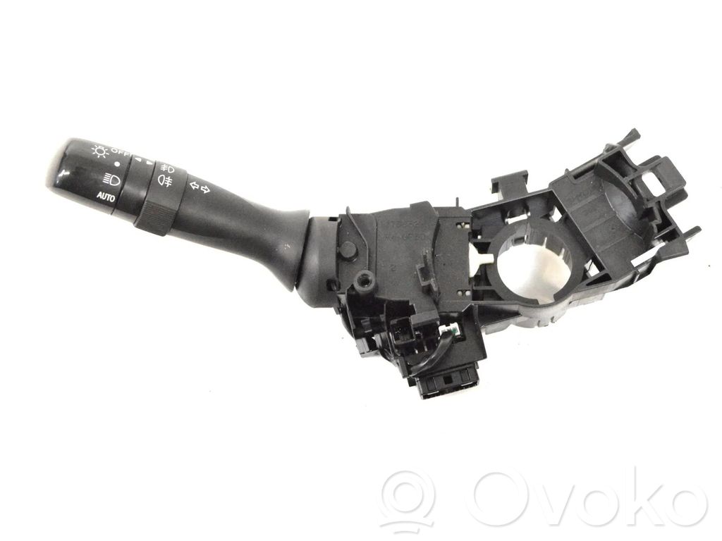 Lexus RX 330 - 350 - 400H Commodo de clignotant 