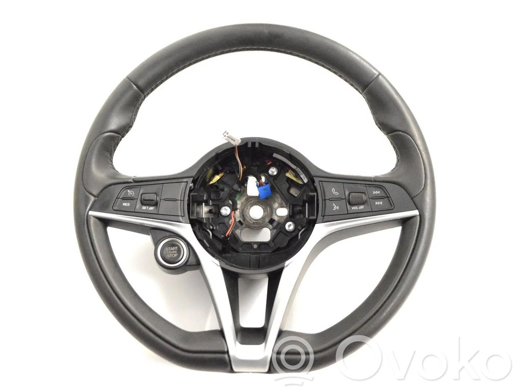 Alfa Romeo Giulia Ohjauspyörä 