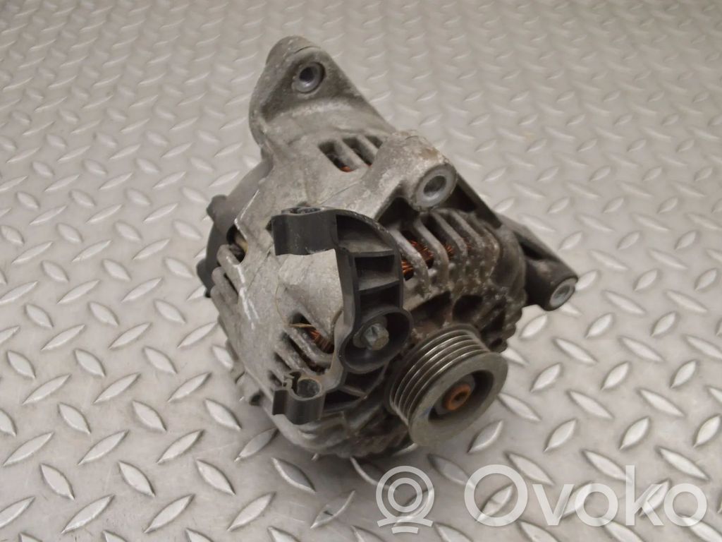 BMW 3 F30 F35 F31 Generatorius 