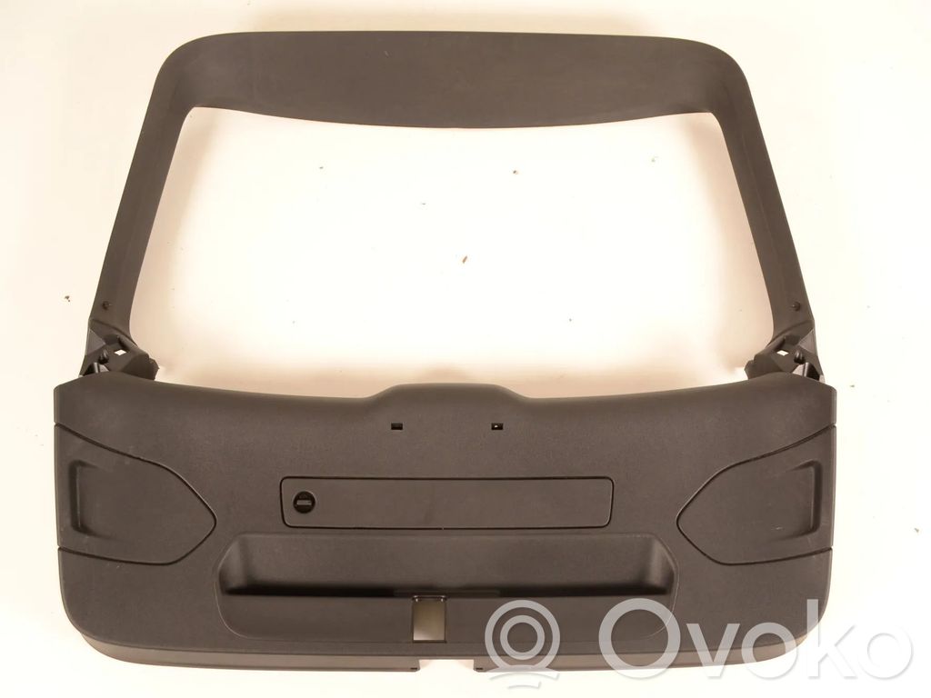 Poszycie / Tapicerka tylnej klapy bagażnika   8U0867979,8U0867073