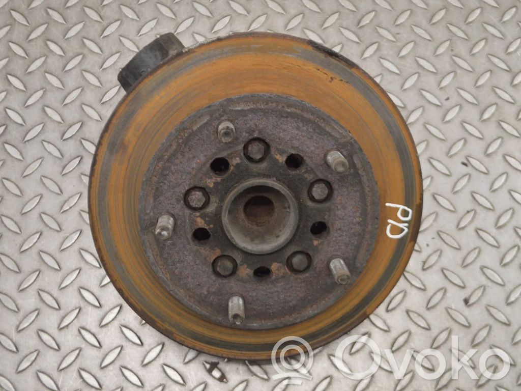 Front wheel hub