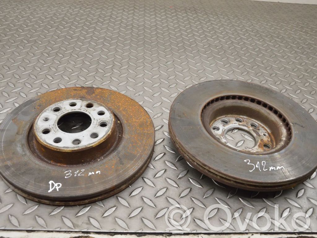 Audi TT TTS Mk2 Front brake disc 