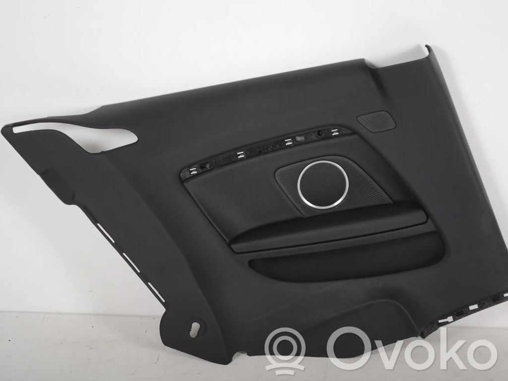 Rivestimento pannello posteriore coupé   8T0867035