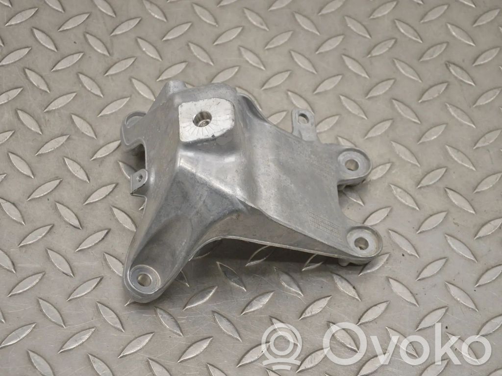 Porsche Macan (95B) Engine mounting bracket 