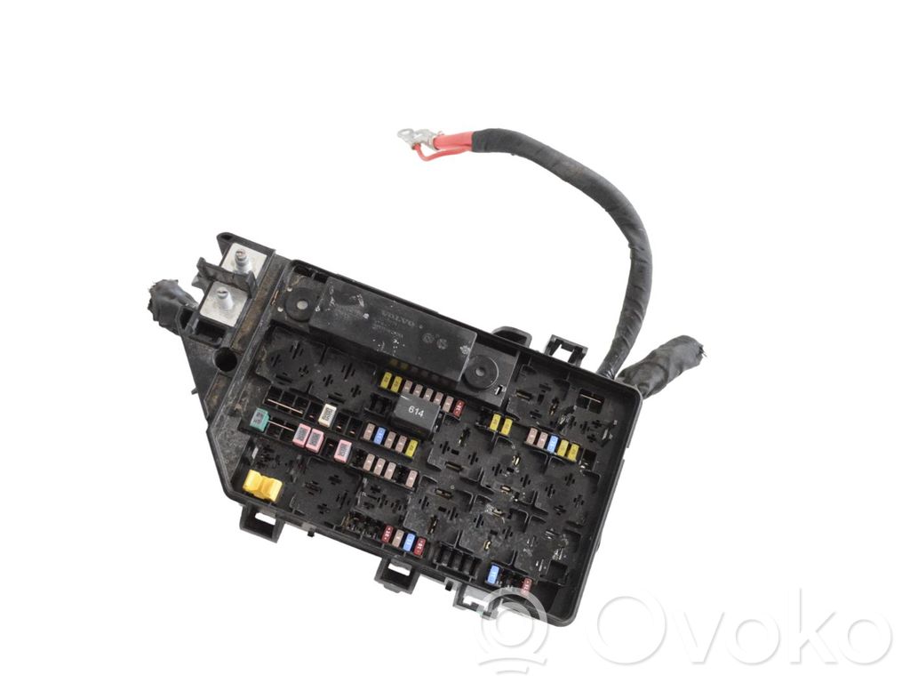 Polestar 2 Fuse box set 