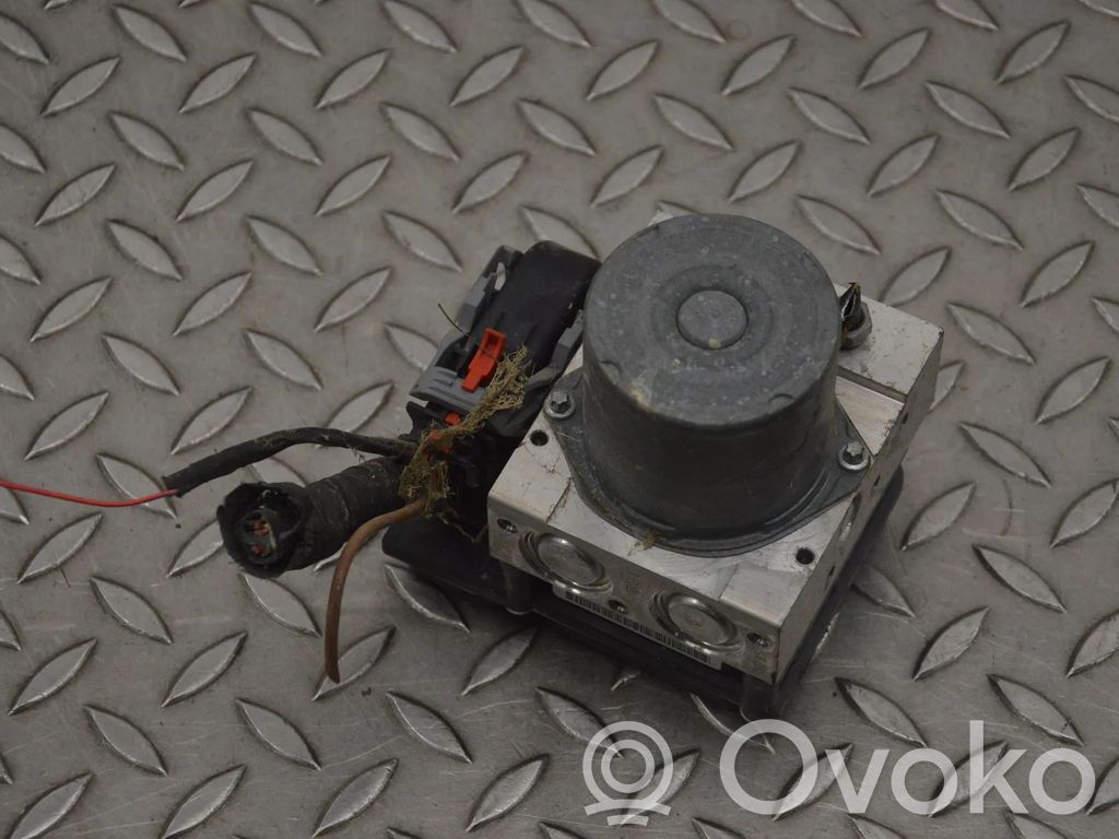ABS-pumppu   8R0907379AA