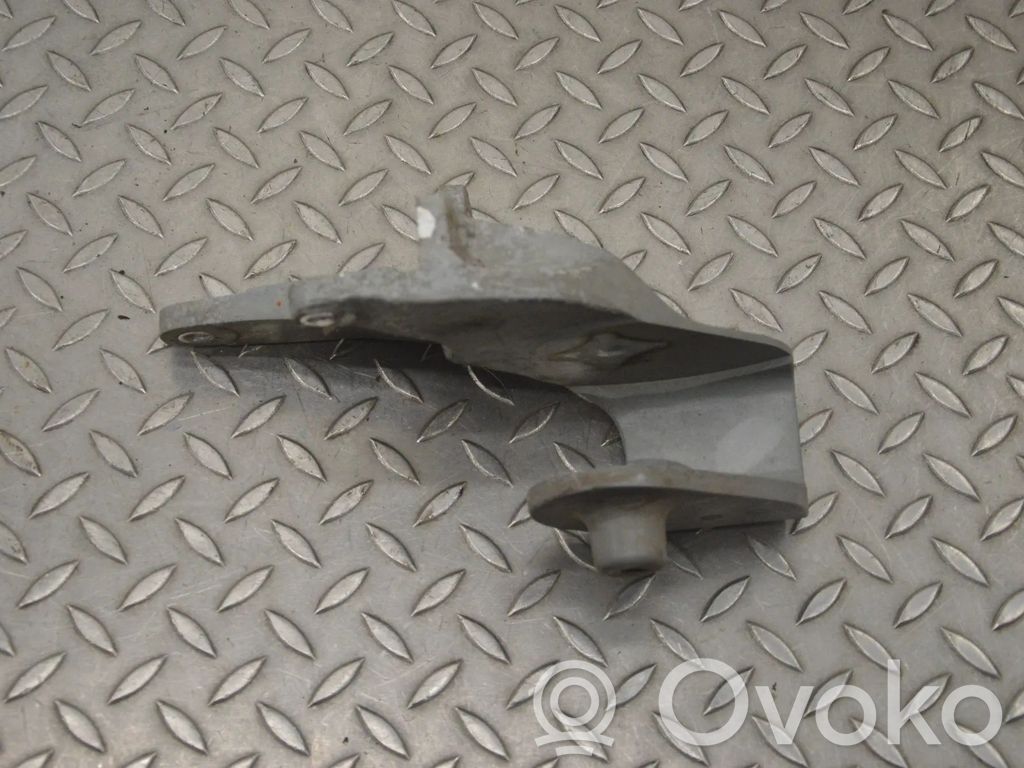 Tesla Model S Engine mounting bracket 