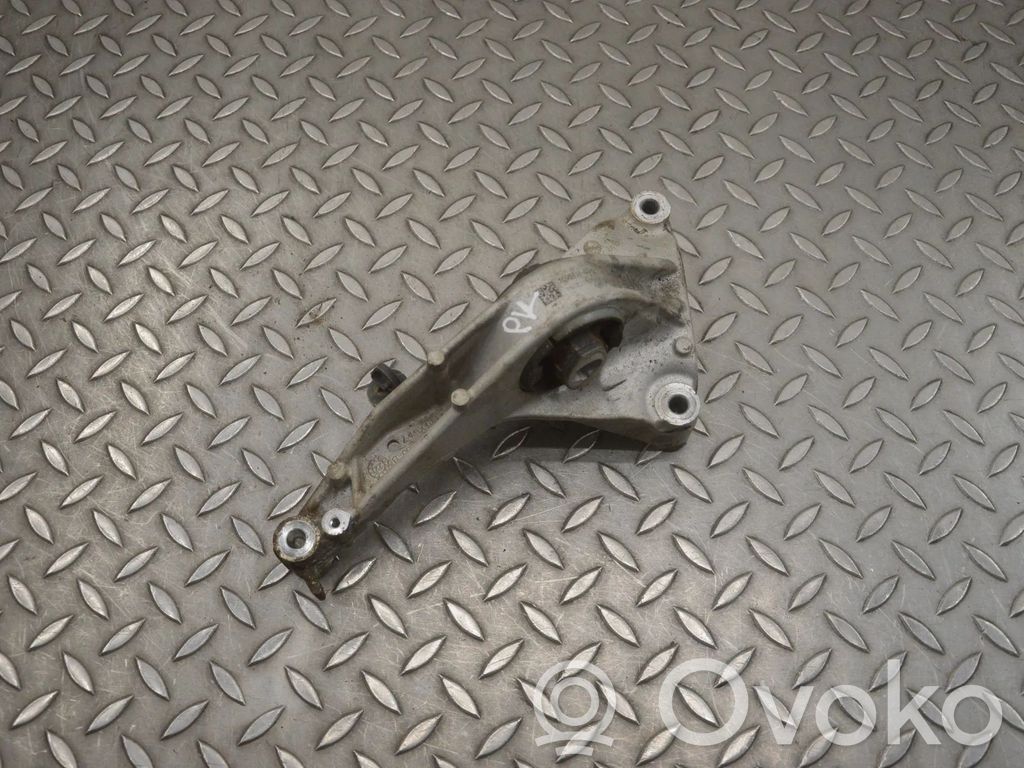 Tesla Model Y Engine mount bracket 