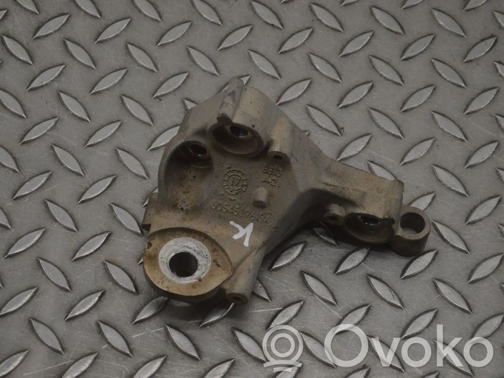 Alfa Romeo Giulia Engine mounting bracket 