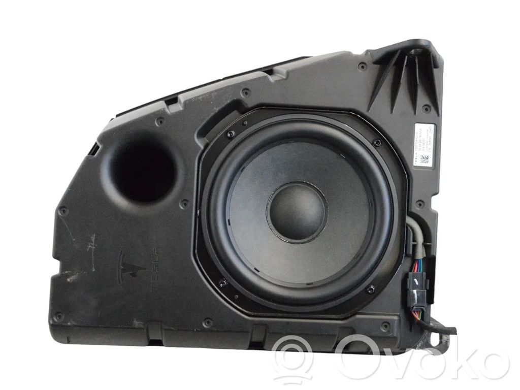 Tesla Model Y Altavoz subwoofer 