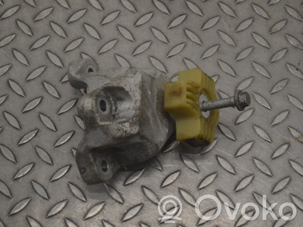 Polestar 2 Engine mounting bracket 