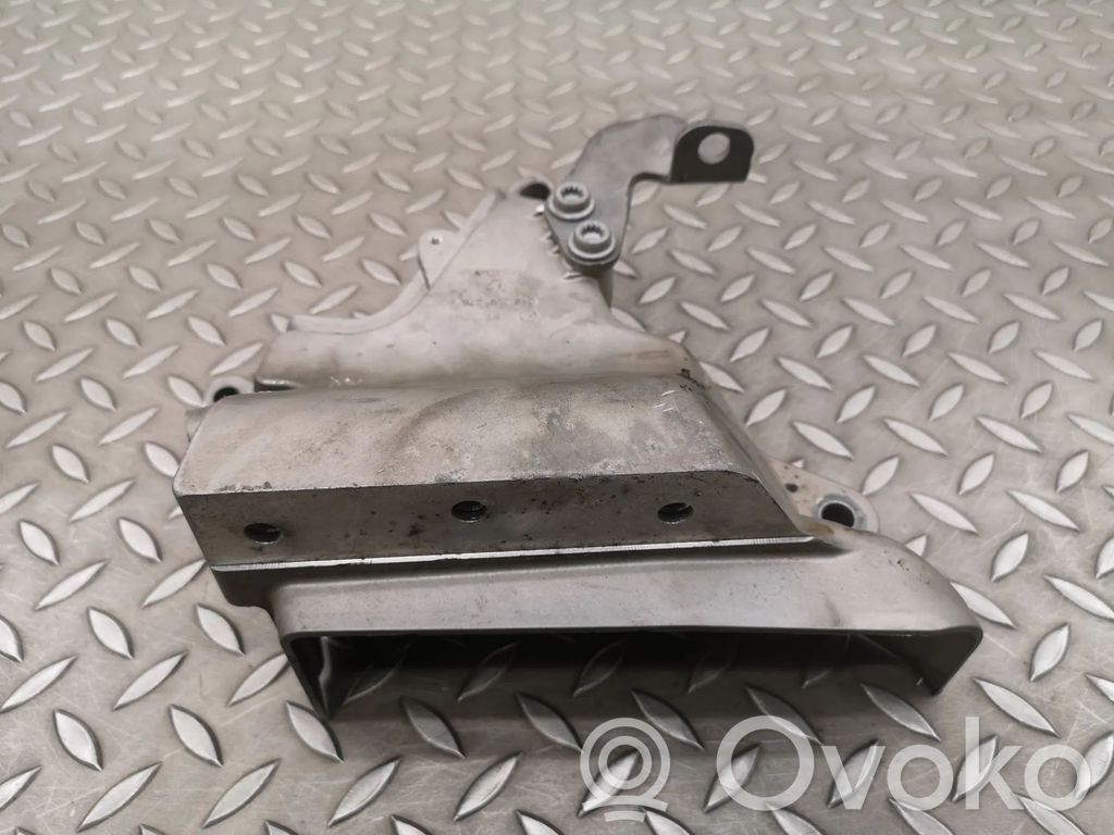 Audi A1 Engine mounting bracket 
