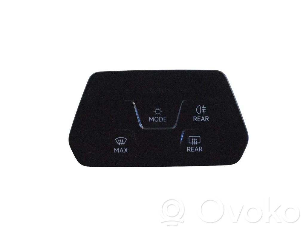 Volkswagen Golf VIII Light switch 