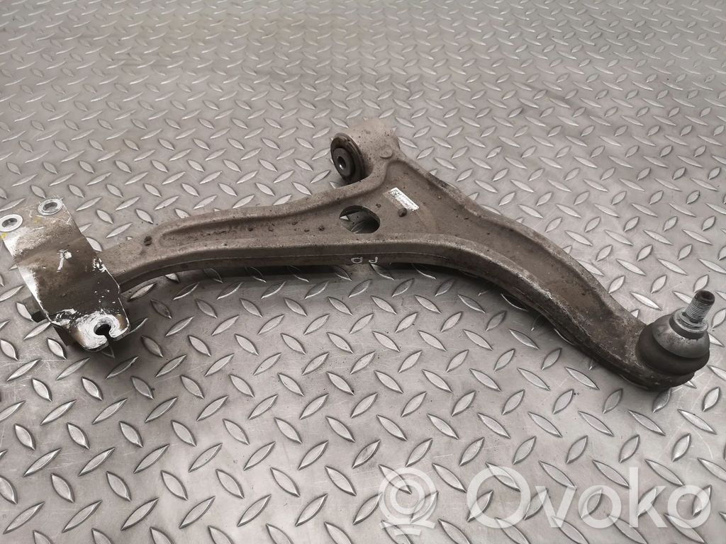 Querlenker Achsschenkel vorne   A2473300600