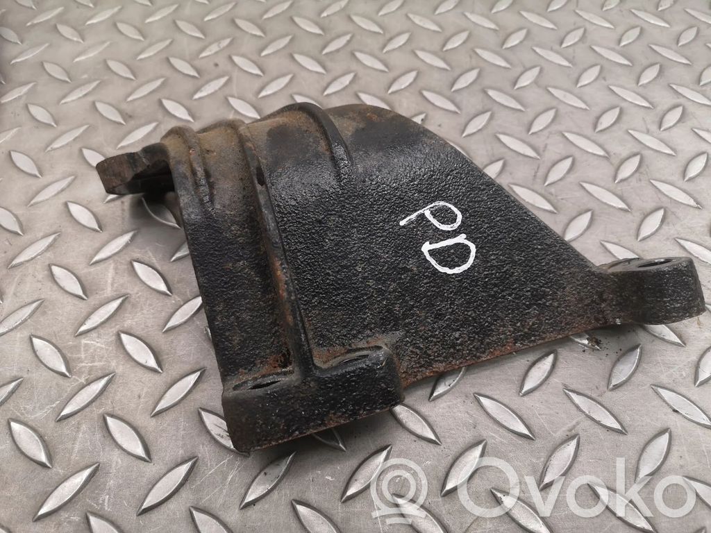 Soporte de montaje del motor (Usadas)
