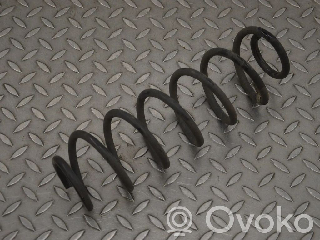 Volkswagen Golf VIII Arc elicoidal spate 