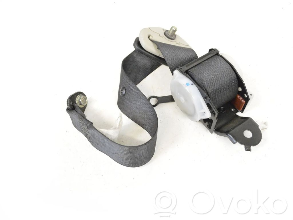 Subaru Legacy Cinturón trasero 