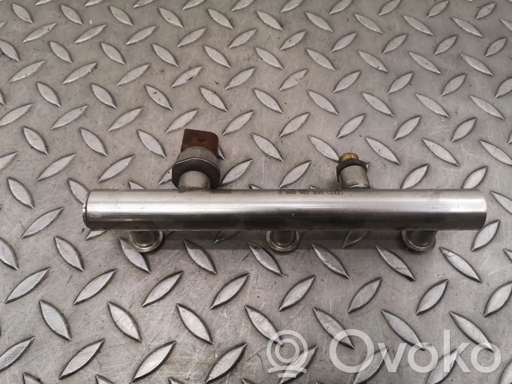 Audi A6 S6 C7 4G Listwa wtryskowa 