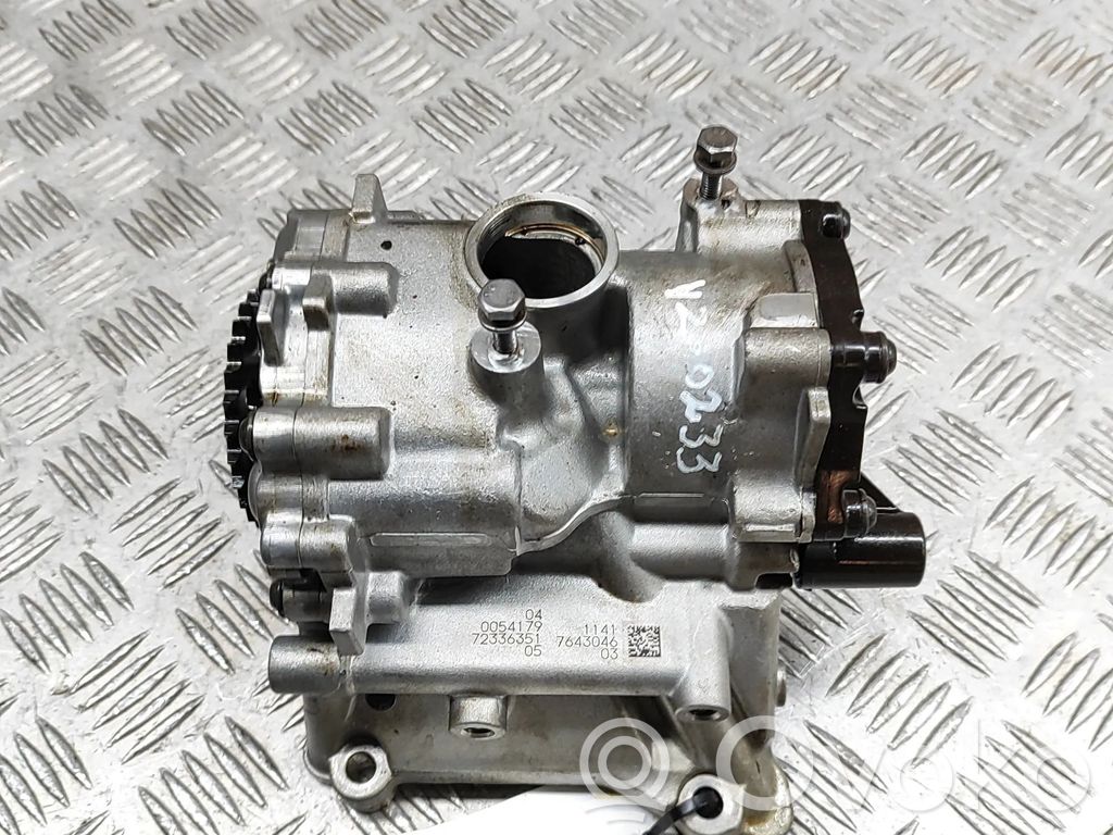 BMW 2 F22 F23 Pompa olejowa 