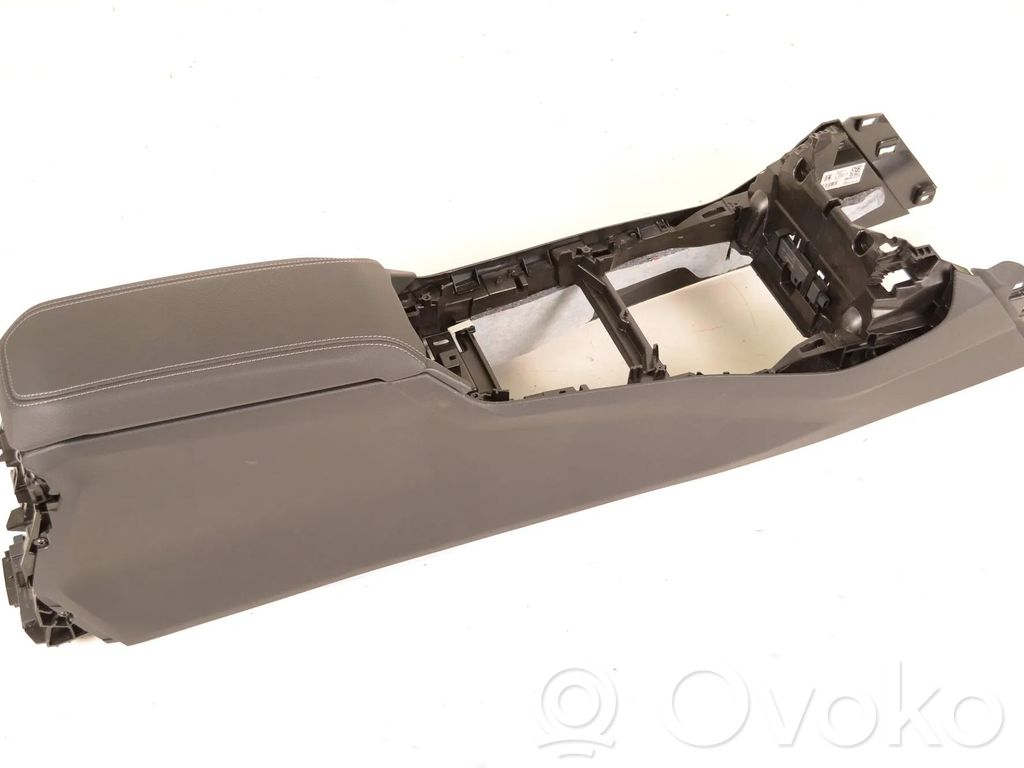 BMW 2 F44 Consola central 