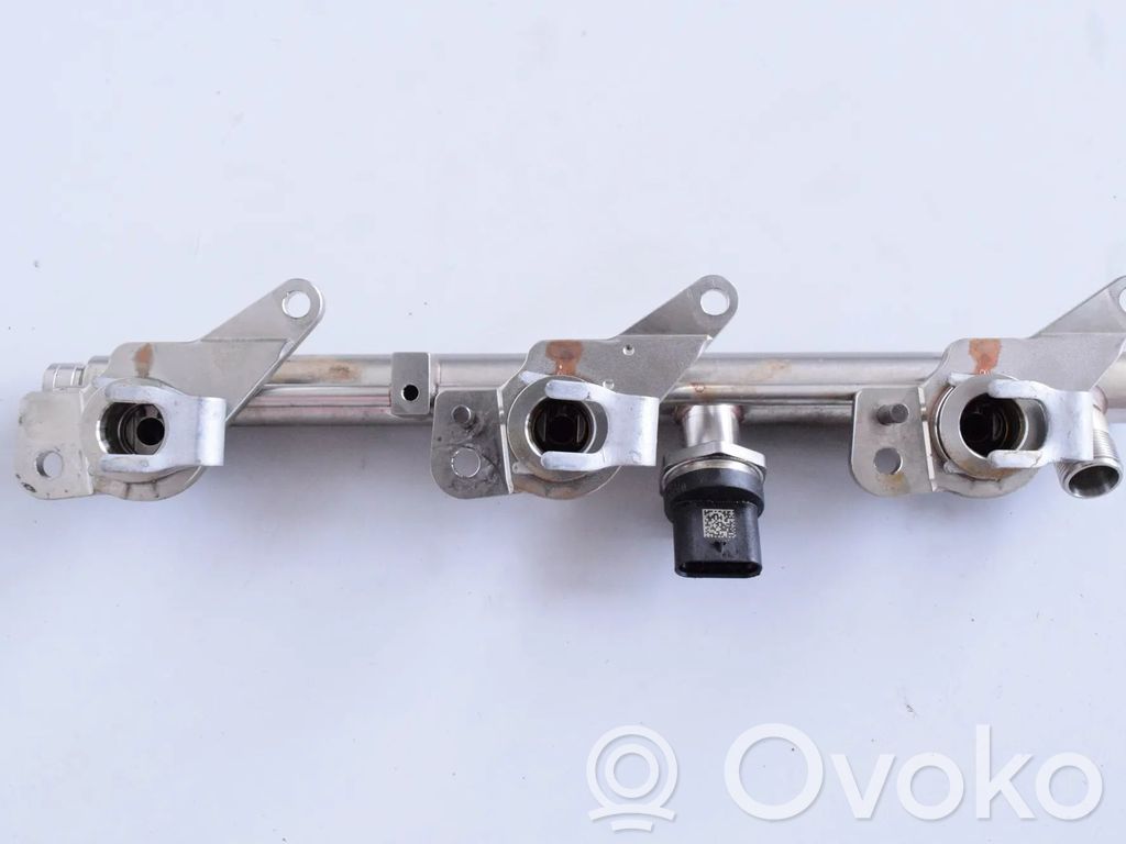 Listwa wtryskowa   A2760700400,A2789050100,A2760781245