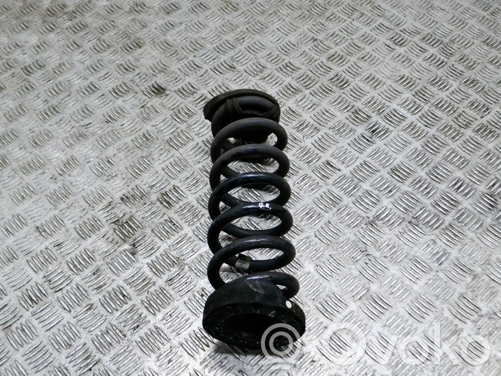 Rear coil spring   J9D35534DD