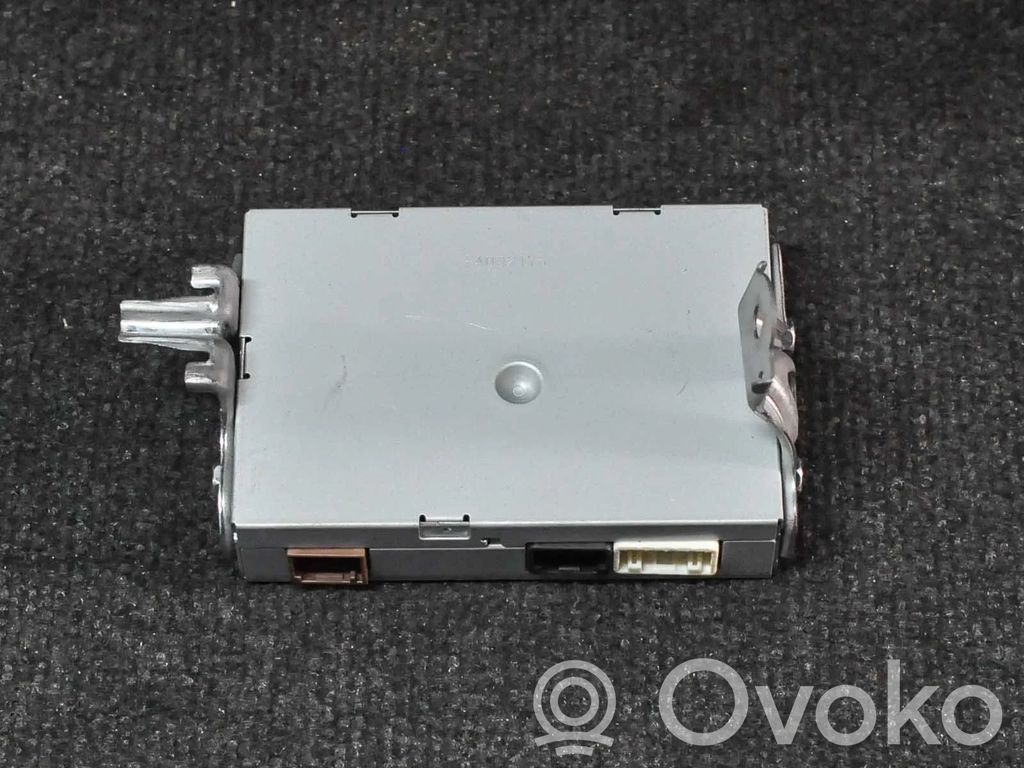 Lexus CT 200H Other devices 