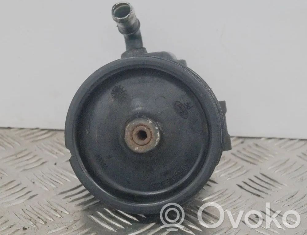 Ford Transit Ohjaustehostimen pumppu 
