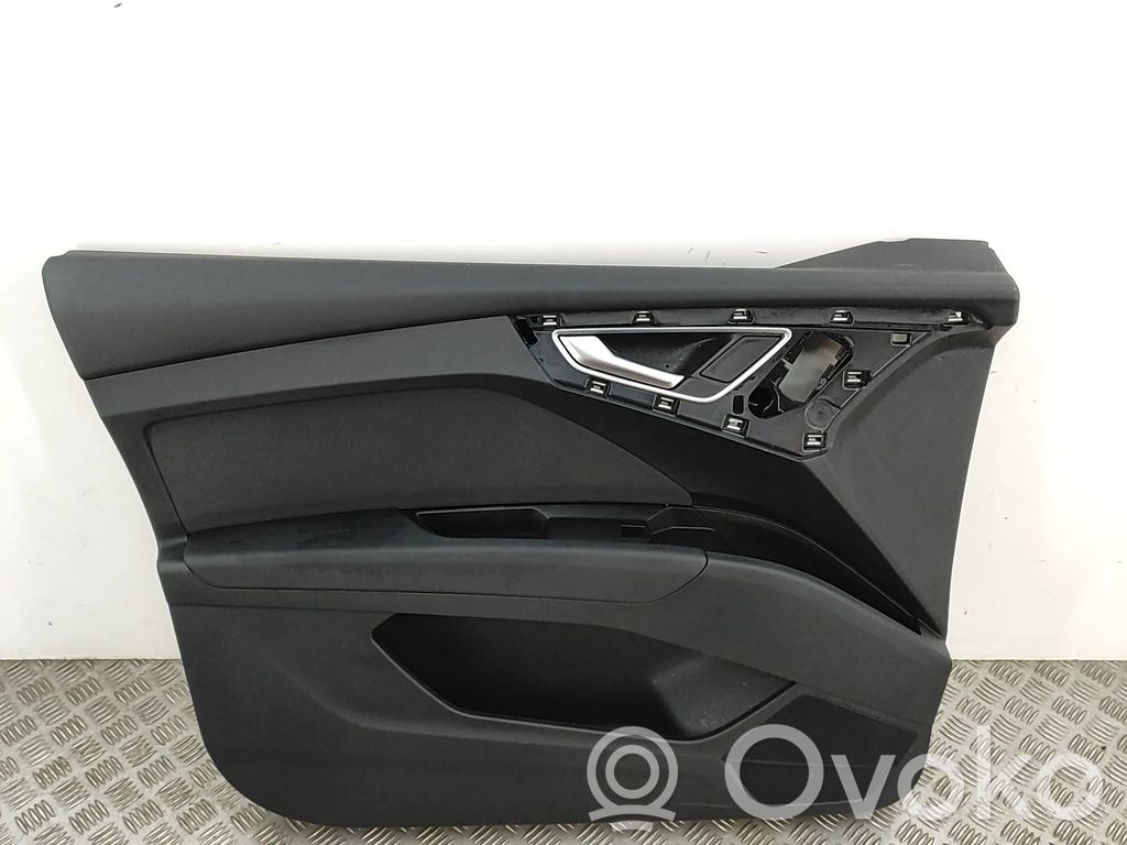 Audi Q4 Sportback e-tron Etuoven verhoilu 