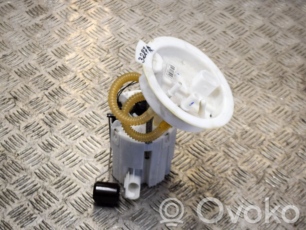 BMW 4 F32 F33 Pompa carburante immersa 