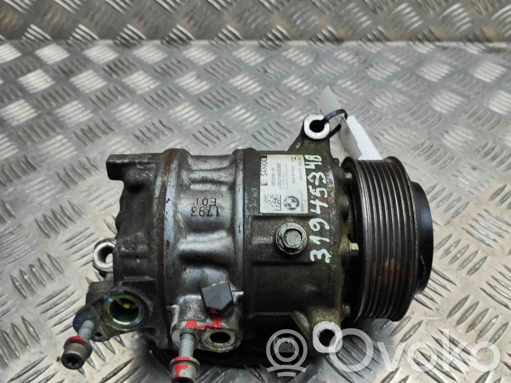 BMW M5 F90 Compressore aria condizionata (A/C) (pompa) 