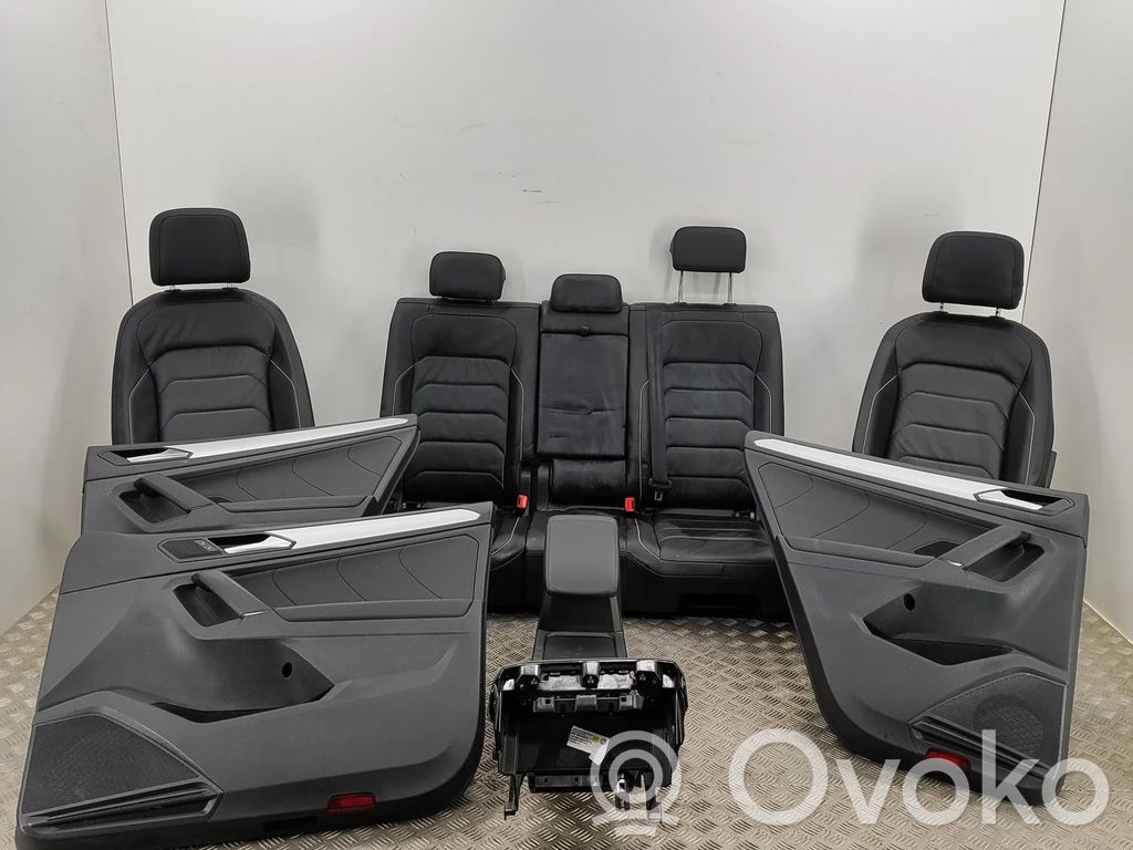 Volkswagen Tiguan Set de interior 
