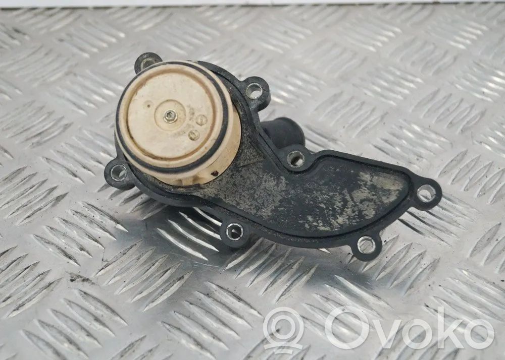 Termostat   06E121111D