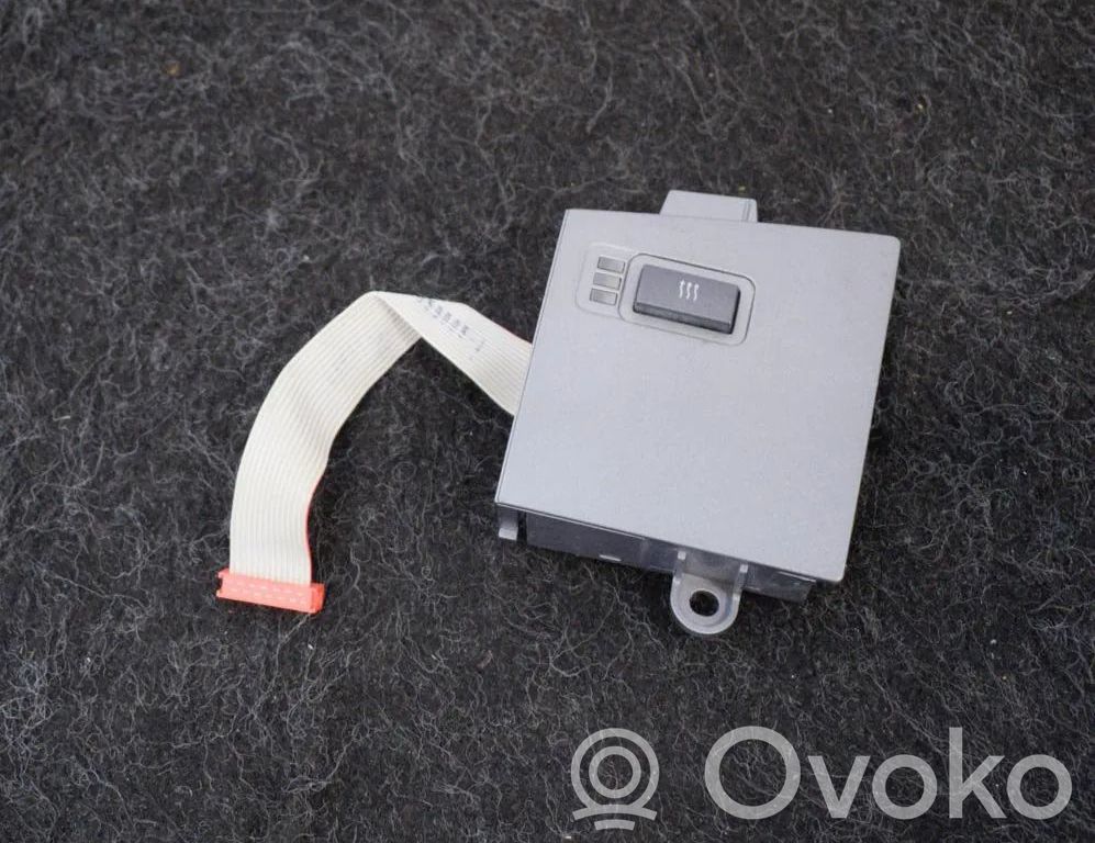 Sonstige Schalter / Griffe / Umschalter   6971625