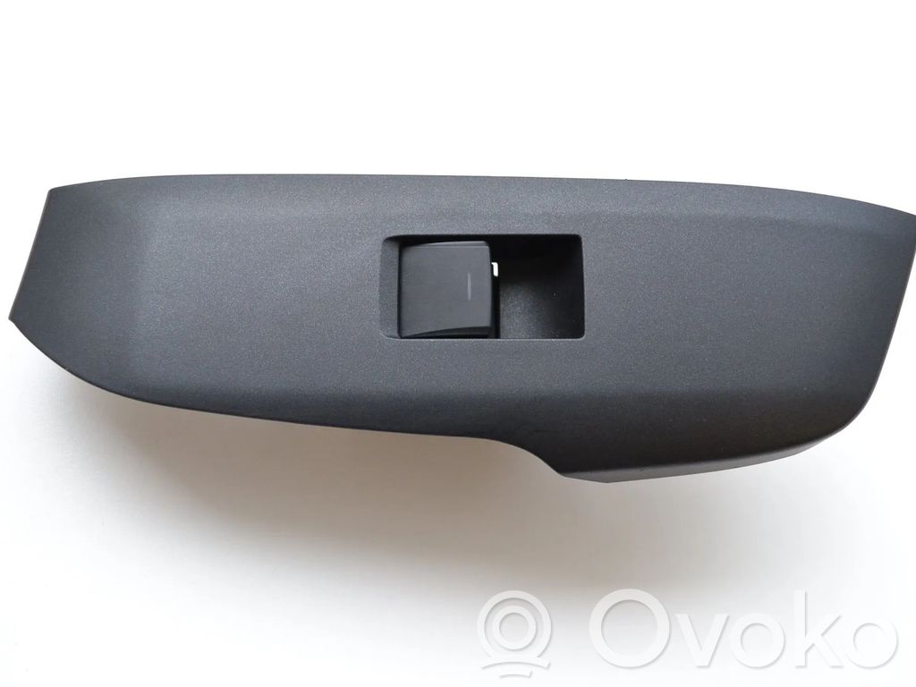Lexus NX Electric window control switch 