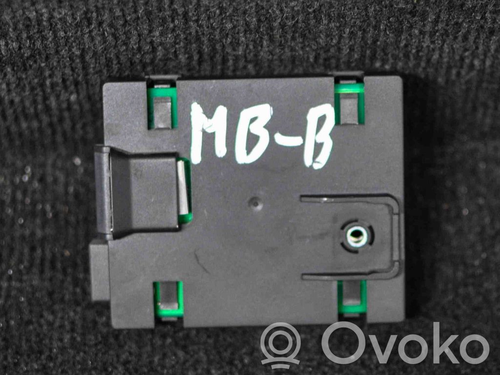 Mercedes-Benz A W169 Amplificatore antenna 