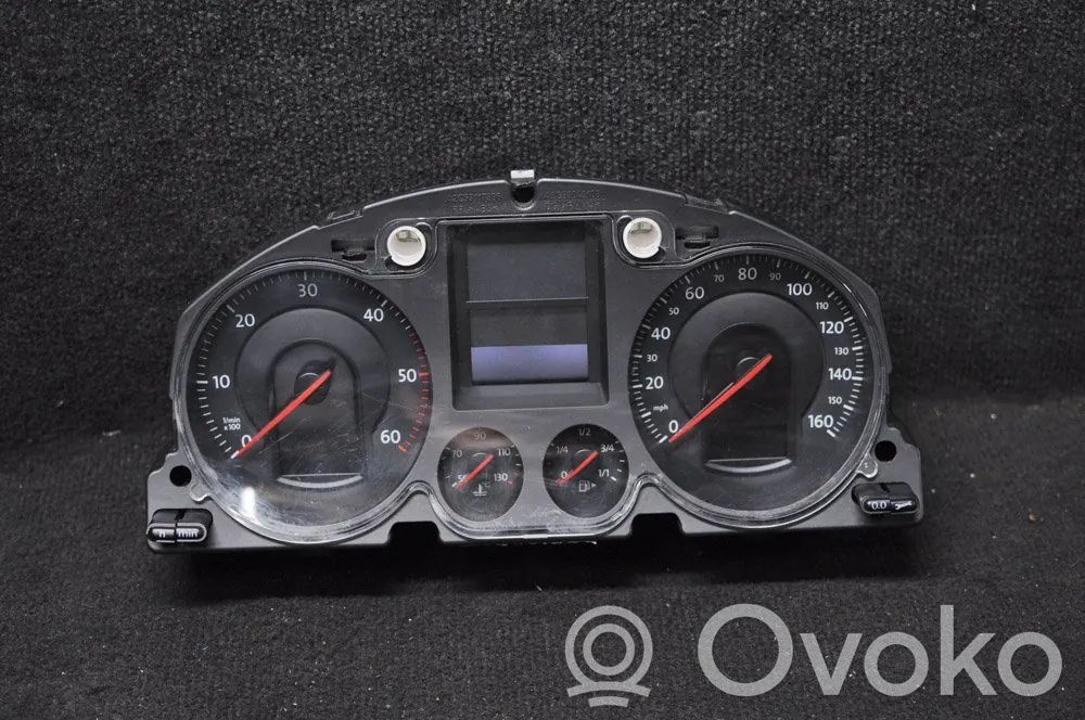 Volkswagen PASSAT B6 Nopeusmittari (mittaristo) 