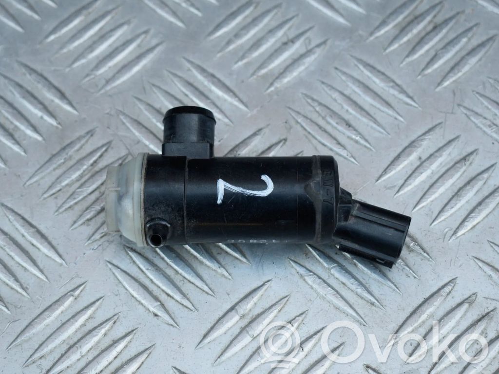 Subaru Forester SH Pumpe Scheibenwaschanlage 