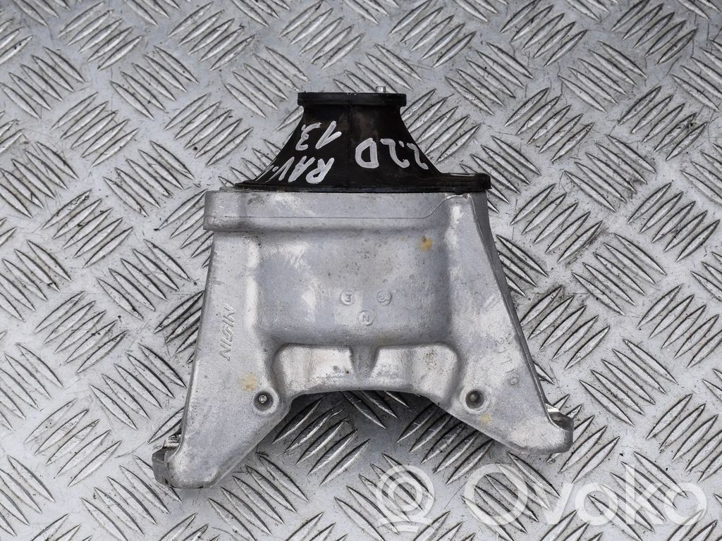 Toyota RAV 4 (XA40) Engine mount bracket 