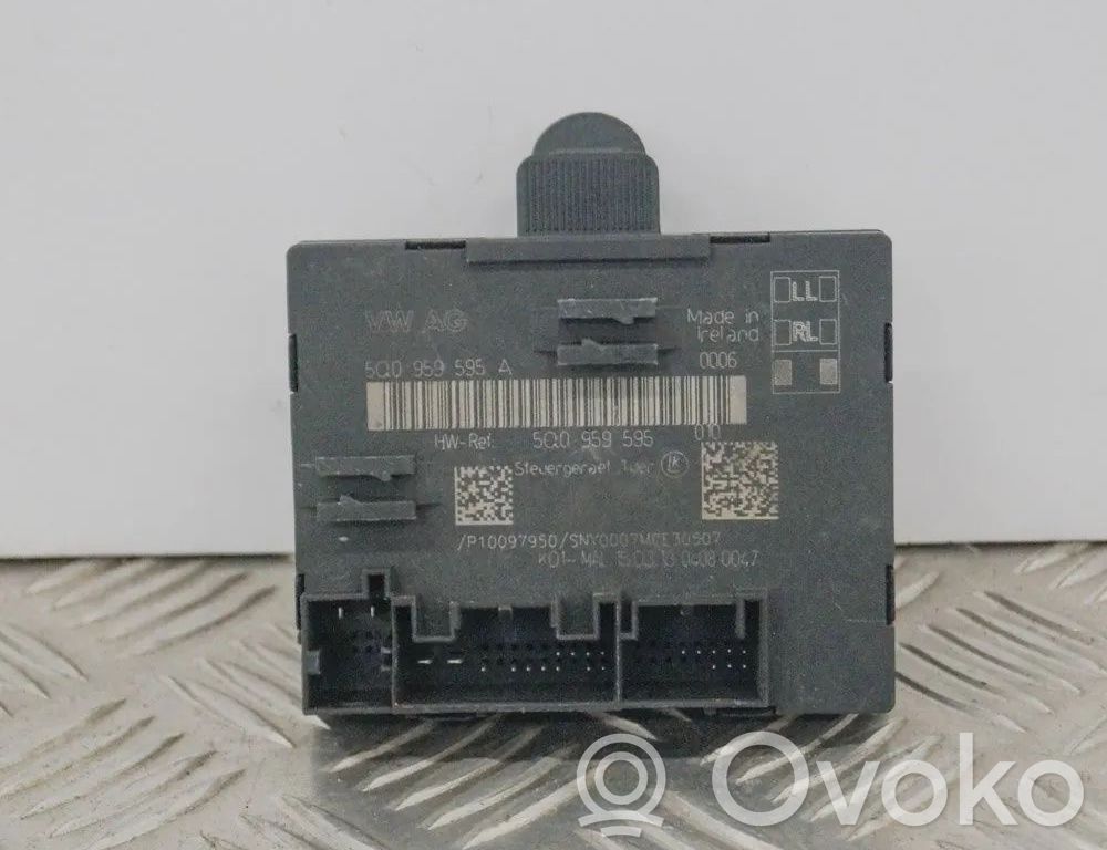 Audi A3 S3 8V Door control unit/module 