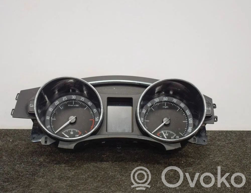Skoda Superb B6 (3T) Nopeusmittari (mittaristo) 