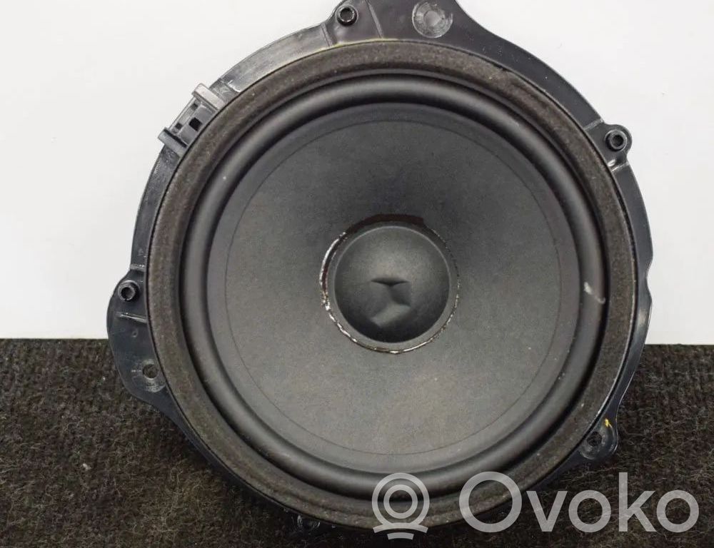 Jaguar XE Altoparlante portiera anteriore 