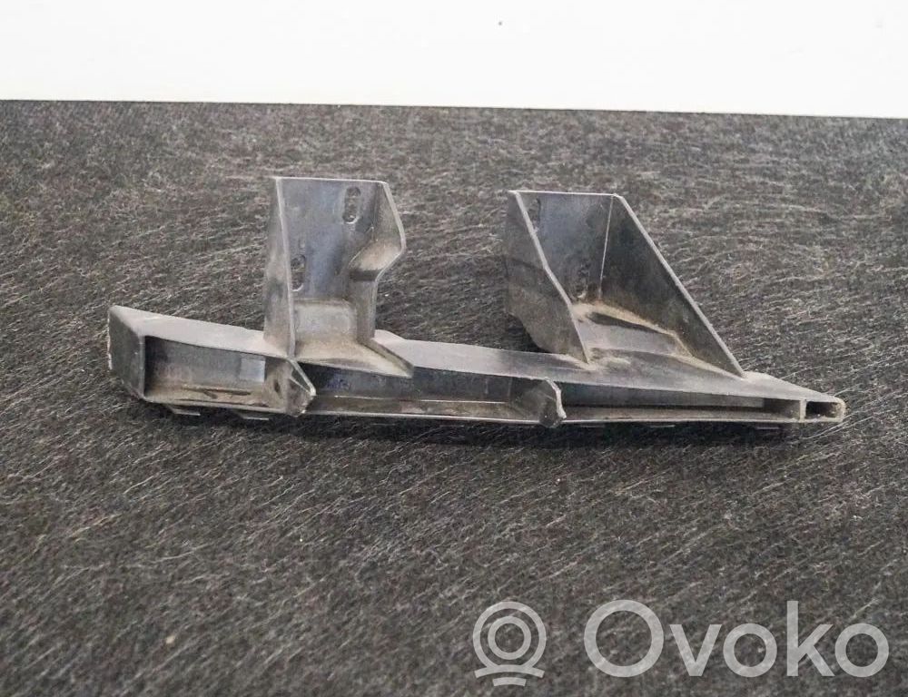 Audi Q7 4L Front bumper mounting bracket 