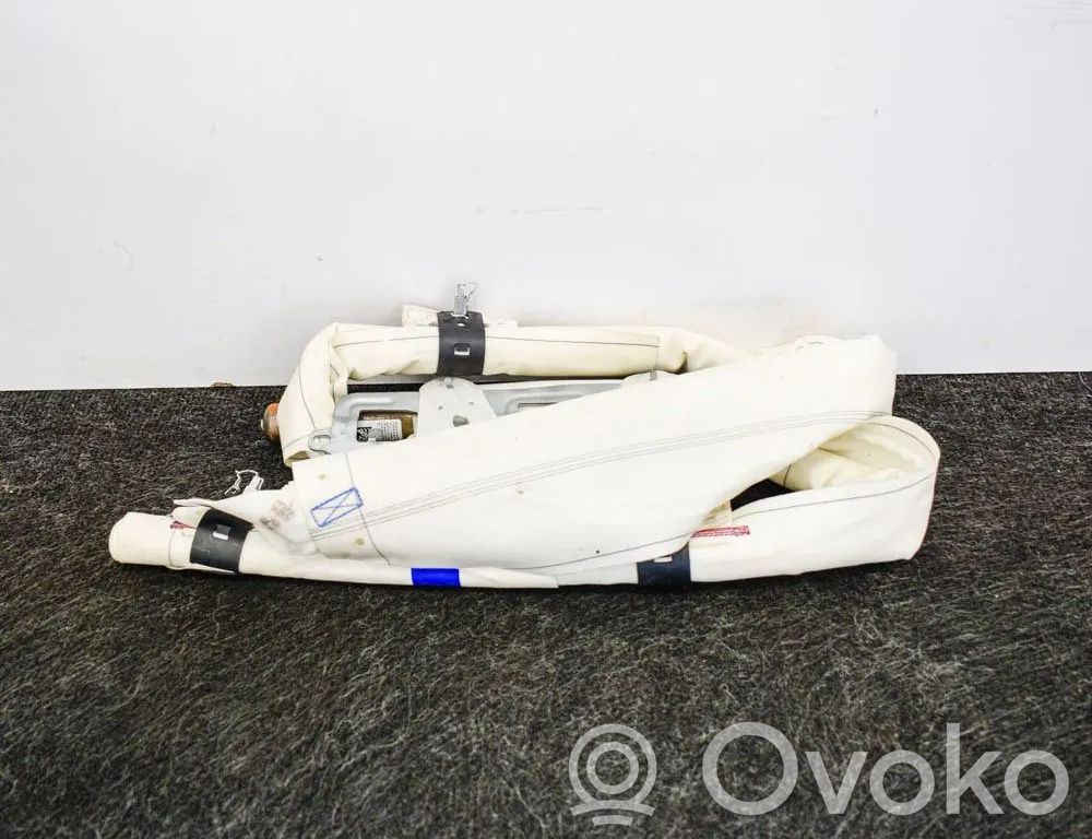 Volkswagen Golf VI Kattoturvatyyny 