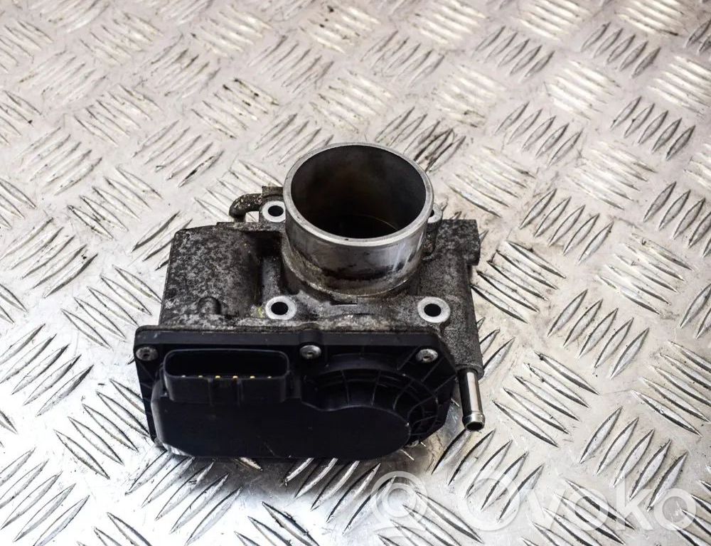 Kuristusventtiili   R2AA136B0